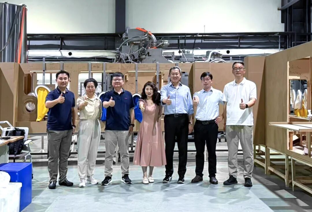 J9网址